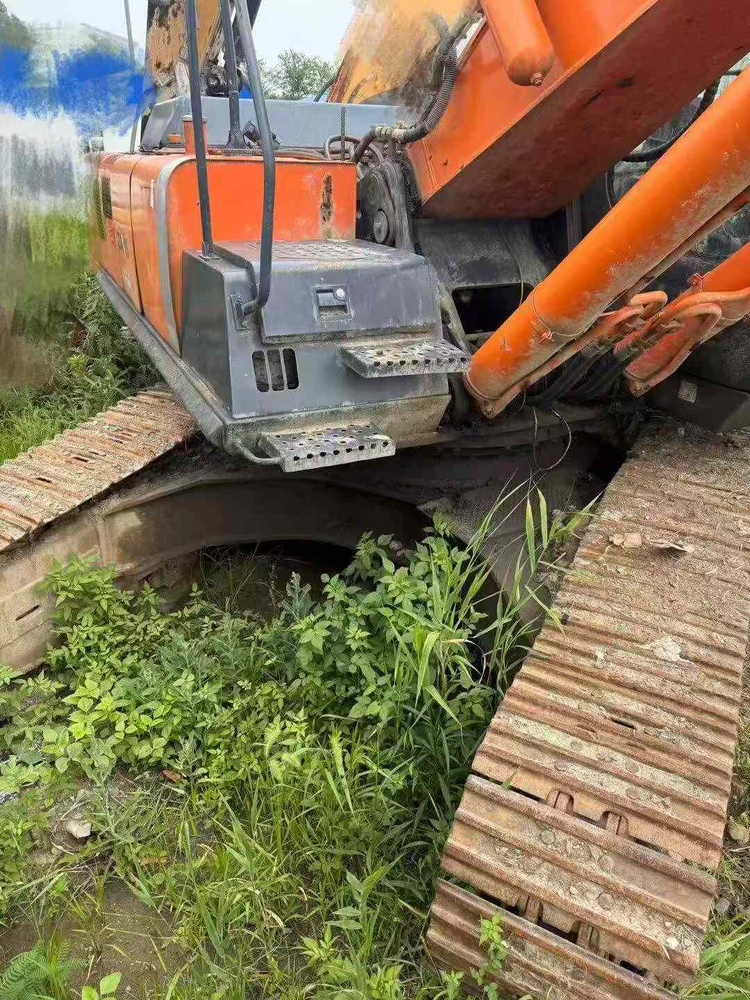 Buy Hitachi EX360-5 Used Excavator / 3 Buy Hitachi EX360-5 Used Excavator / 3