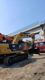Buy Caterpillar 329D Used Excavator / 2 Buy Caterpillar 329D Used Excavator / 2