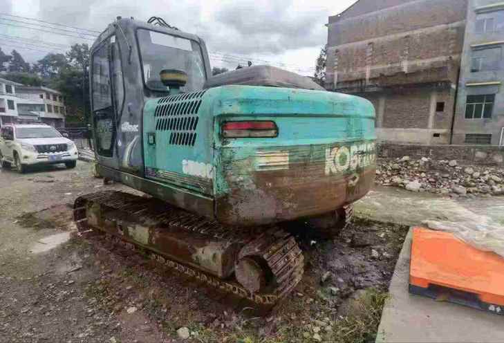Buy Kobelco SK130 Used Excavator / 1