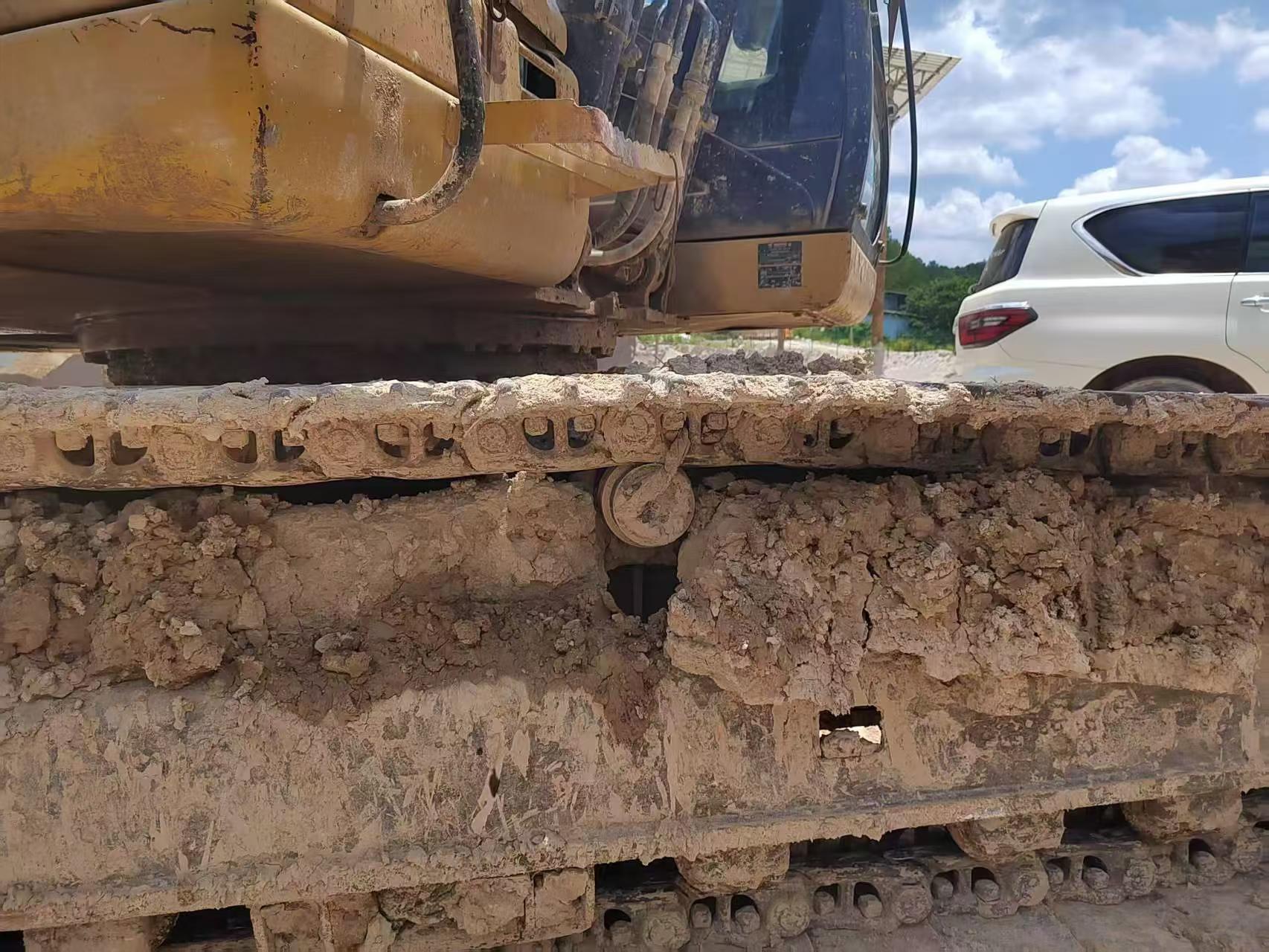 Buy Caterpillar 323 Used Excavator / 5 Buy Caterpillar 323 Used Excavator / 5