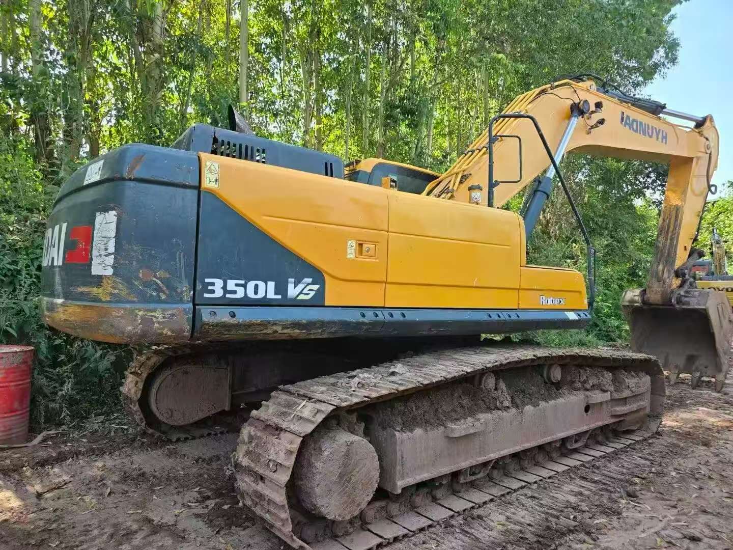 Buy Hyundai R350LVS Used Excavator / 1