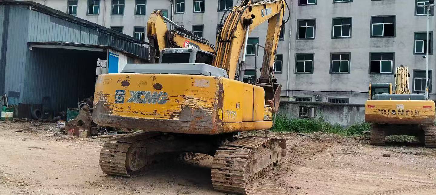 Buy XCMG Used Excavator / 2 Buy XCMG Used Excavator / 2