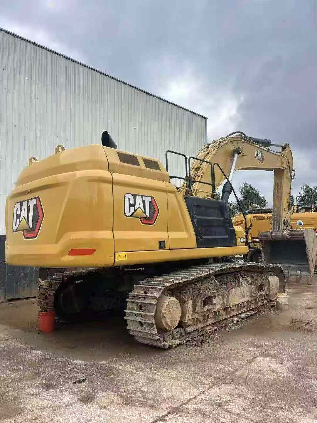 Buy Caterpillar 349E Used Excavator / 2 Buy Caterpillar 349E Used Excavator / 2