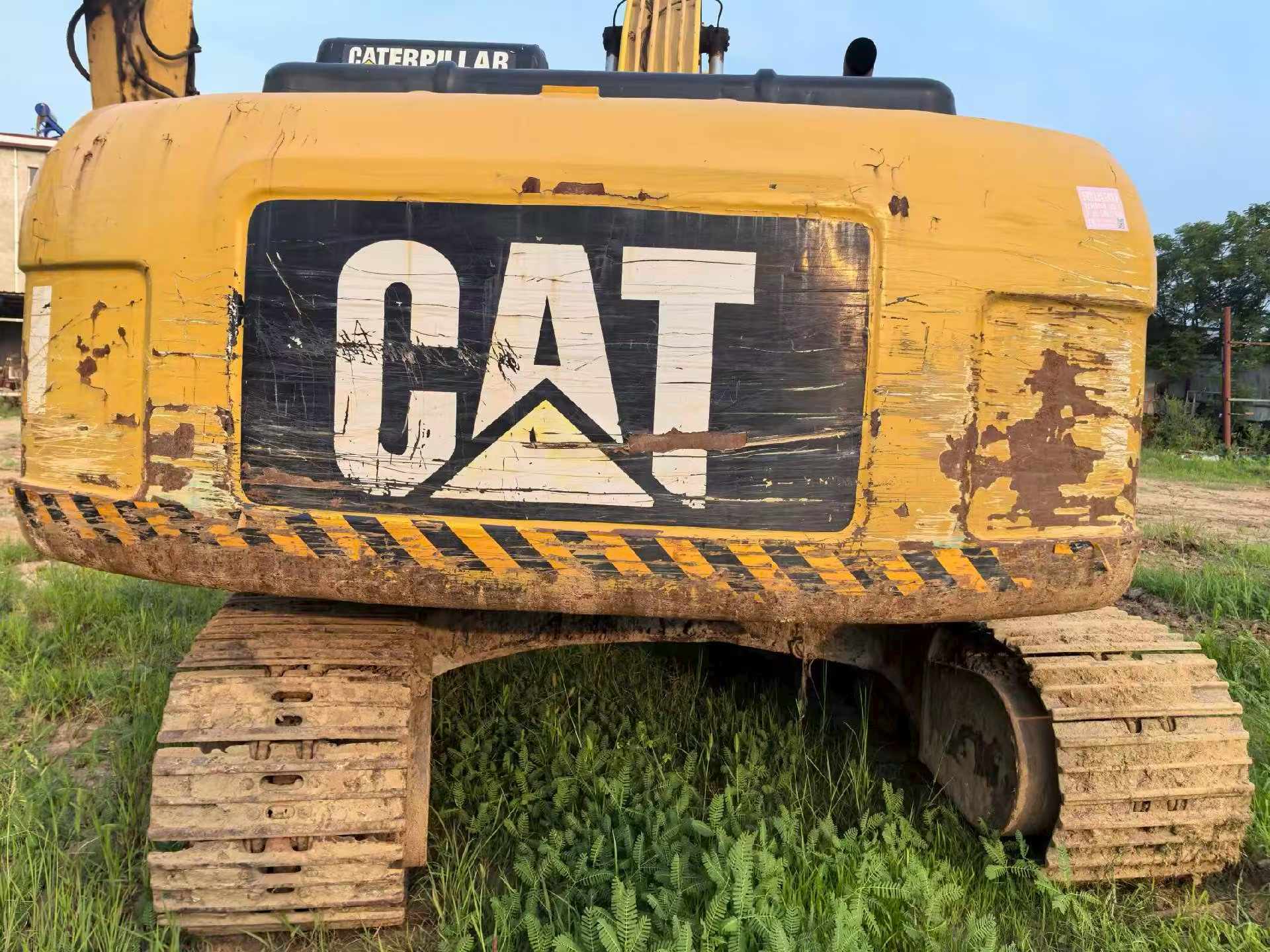 Buy Caterpillar 323 Used Excavator / 2