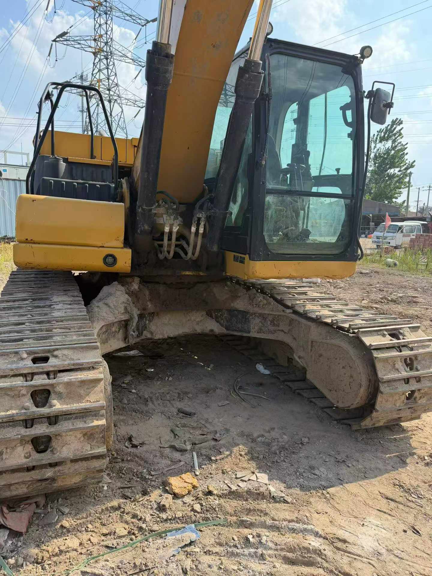 Buy Caterpillar 323 Used Excavator / 4 Buy Caterpillar 323 Used Excavator / 4