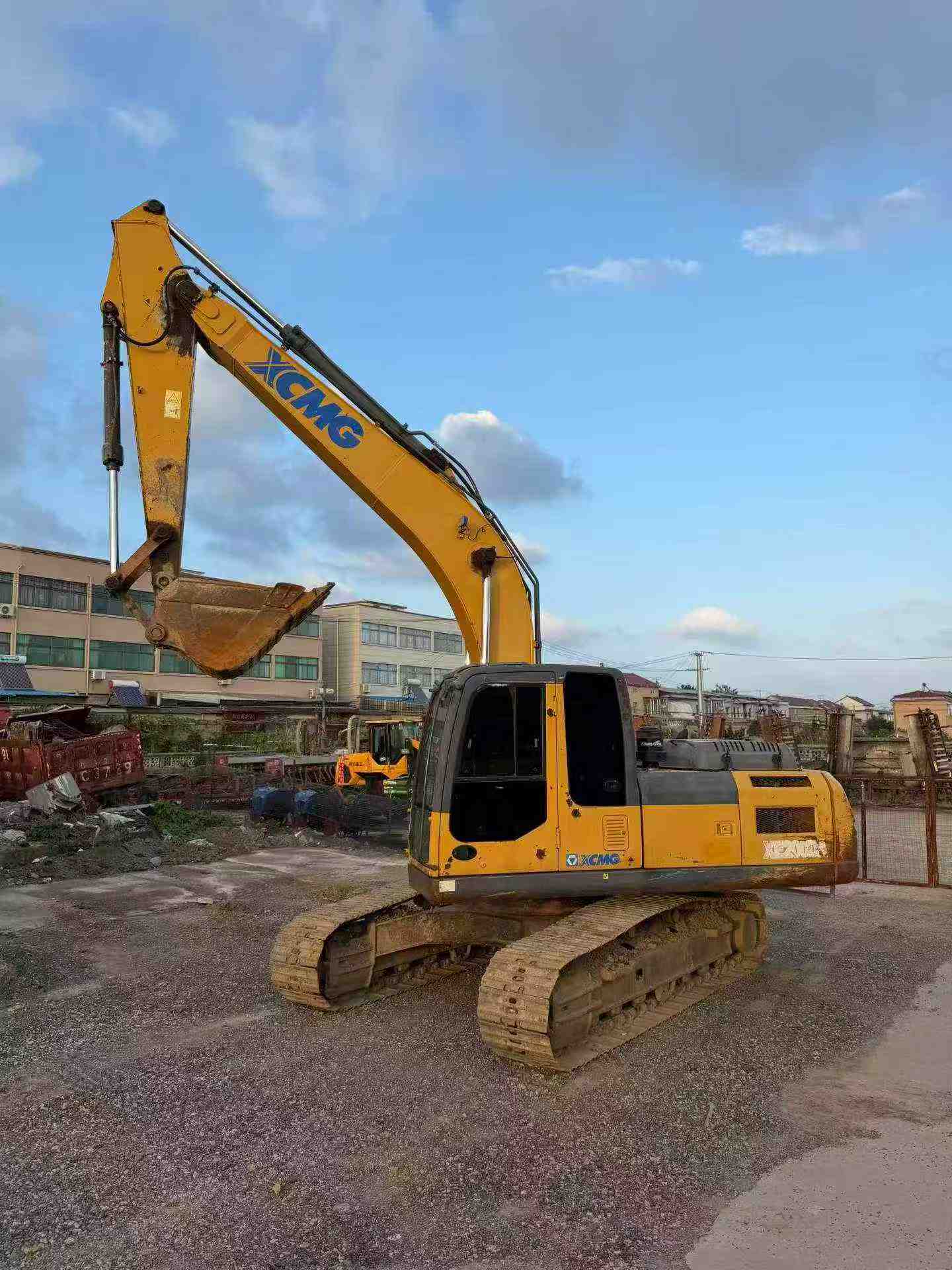 Buy XCMG LW200 Used Excavator
