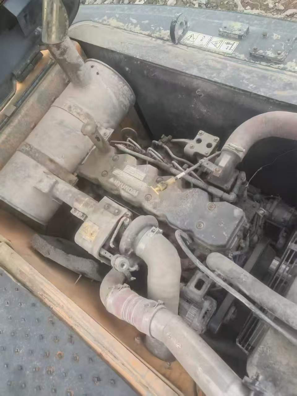 Buy Hyundai R225-7 Used Excavator / 4 Buy Hyundai R225-7 Used Excavator / 4