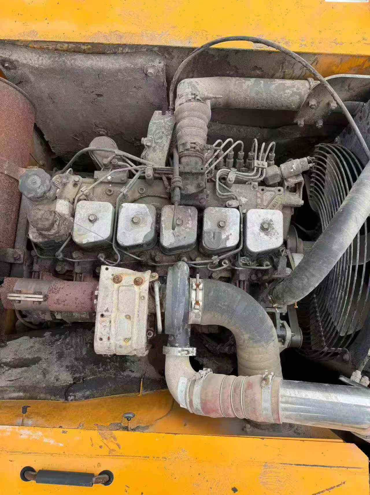 Buy Hyundai R215-7 Used Excavator / 6 Buy Hyundai R215-7 Used Excavator / 6