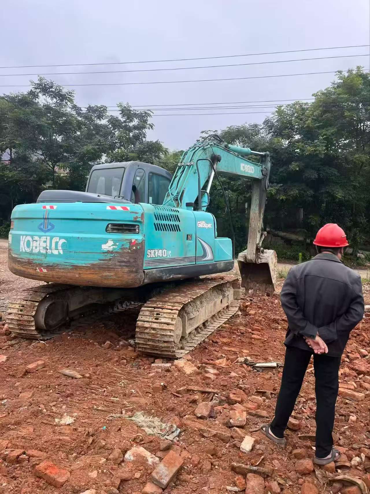 Buy Kobelco SK130 Used Excavator