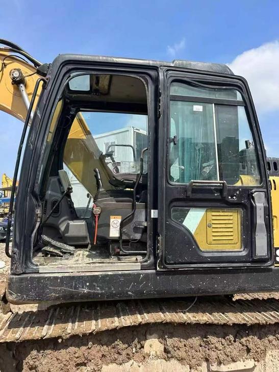 Buy Sany SY125C Used Excavator / 1