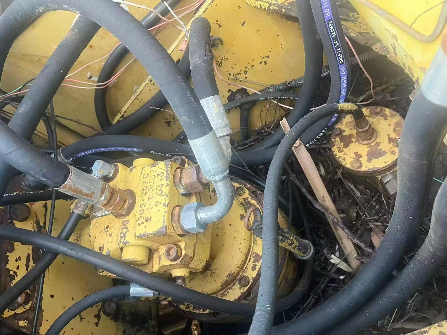 Buy Caterpillar E120B Used Excavator / 6