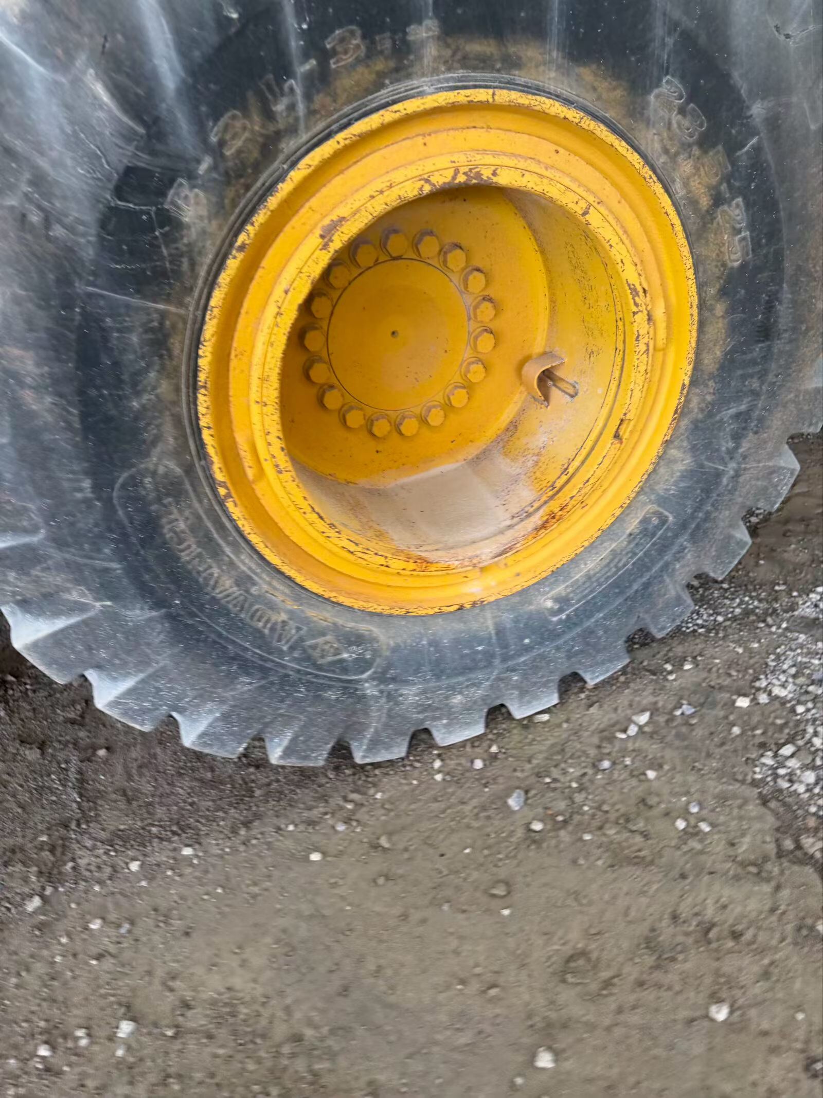 Buy Komatsu WA380-3 Used Excavator / 9 Buy Komatsu WA380-3 Used Excavator / 9
