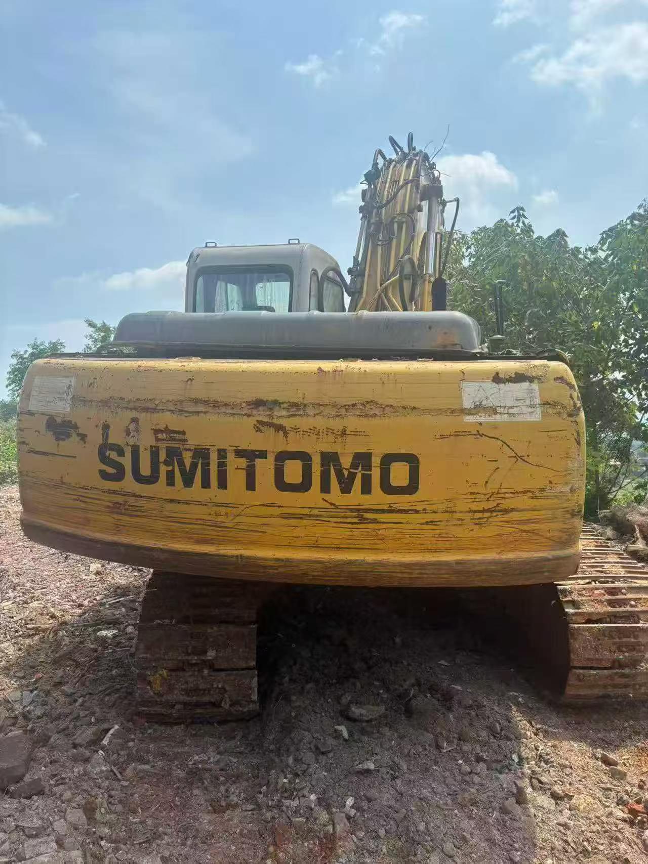 Buy Sumitomo SH200A3 Used Excavator / 2
