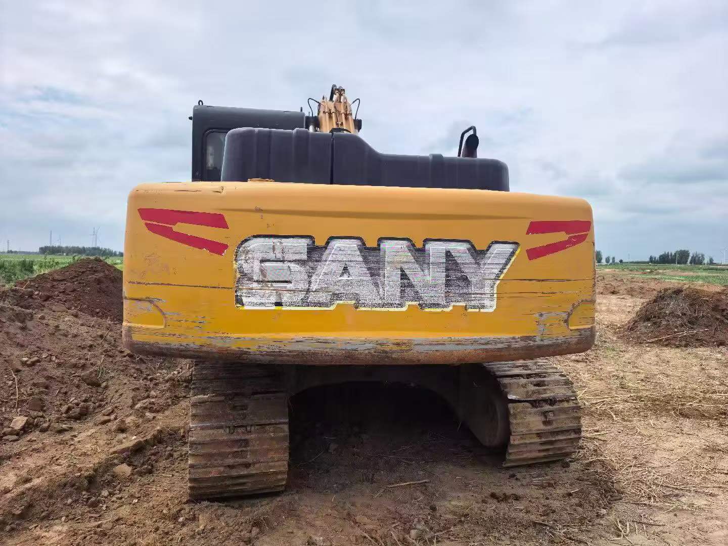 Buy Sany SY200C Used Excavator