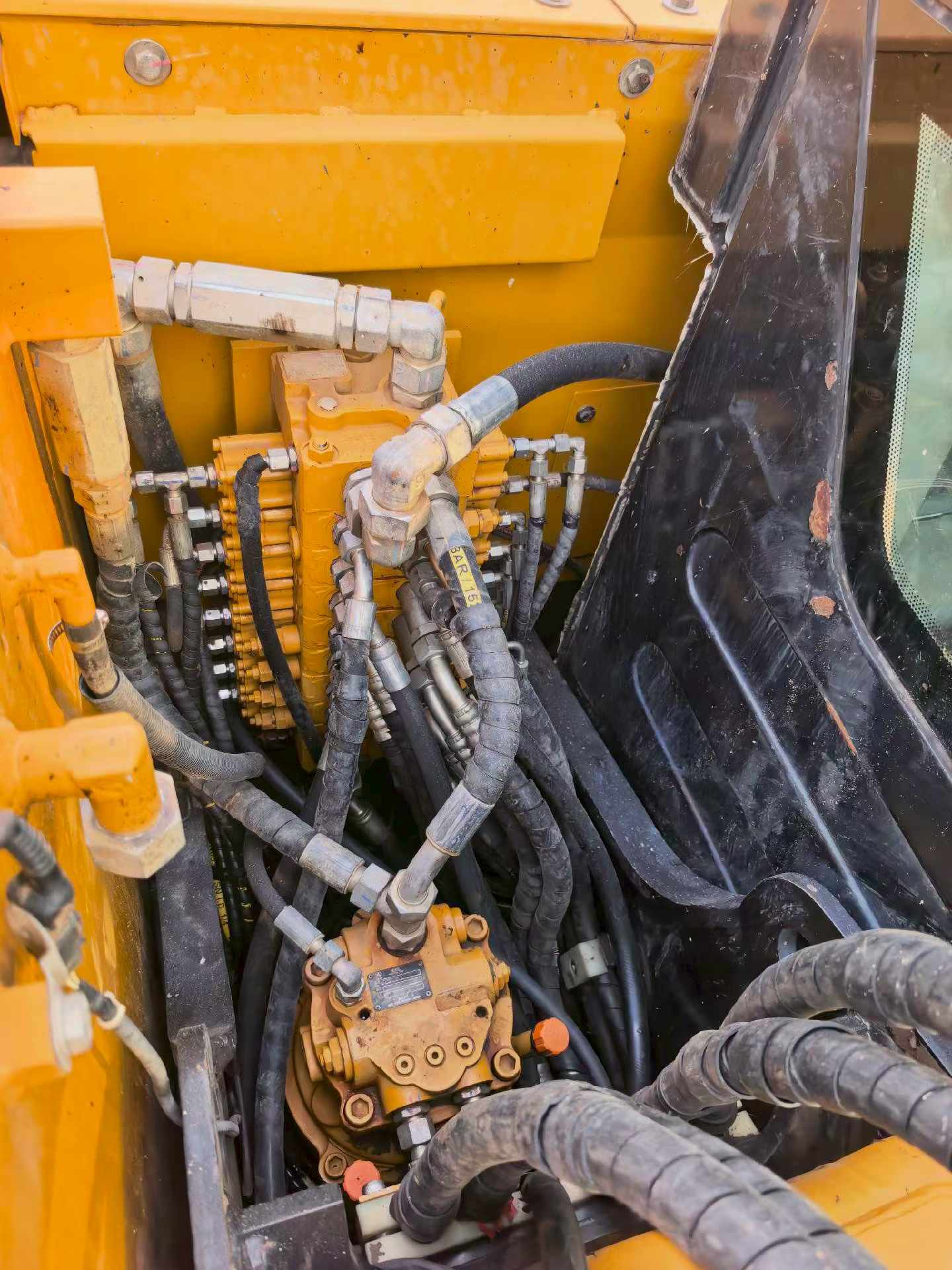 Buy Sany SY70C Used Excavator / 7