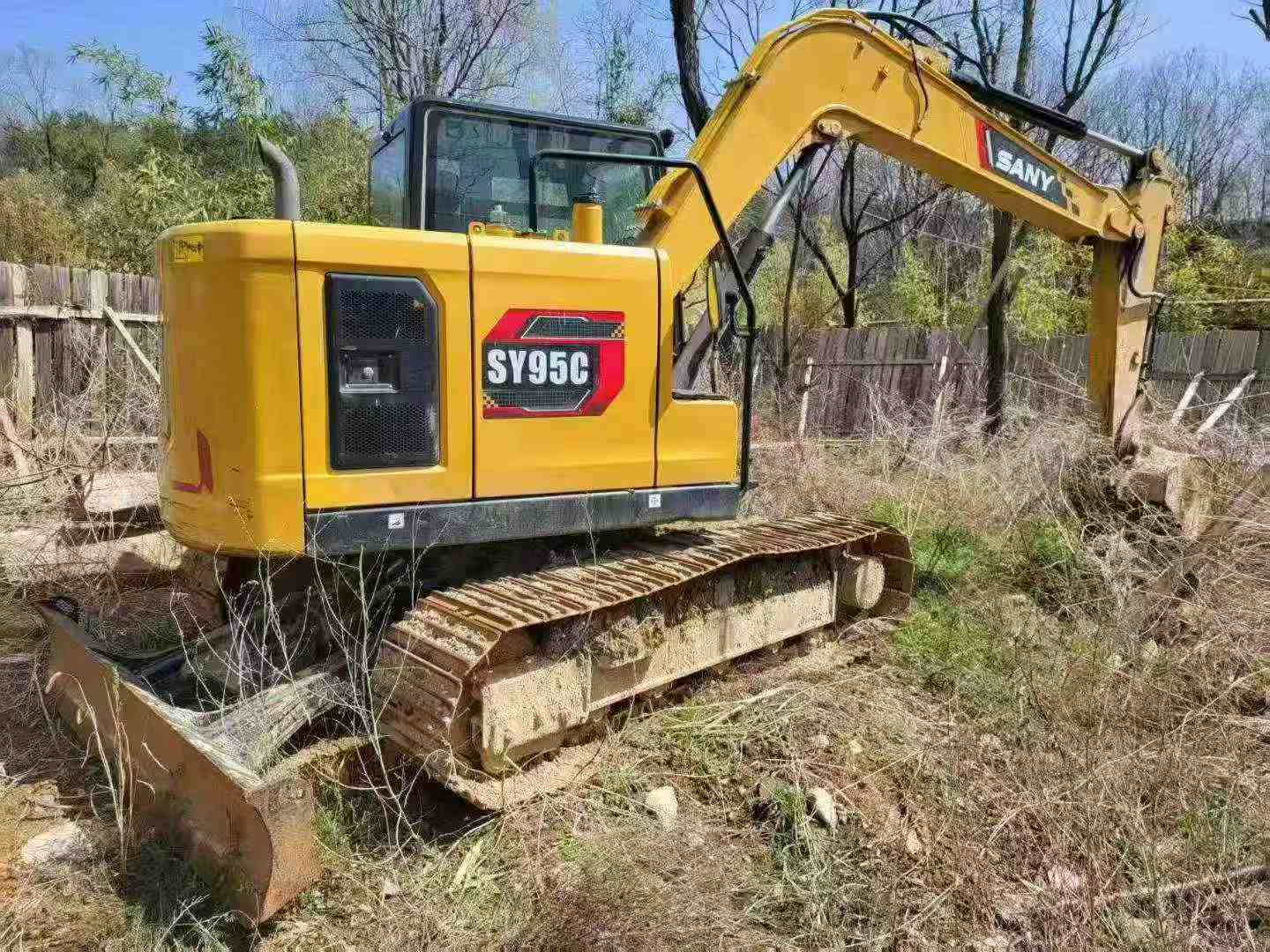 Buy Sany SY75 Used Excavator / 2 Buy Sany SY75 Used Excavator / 2
