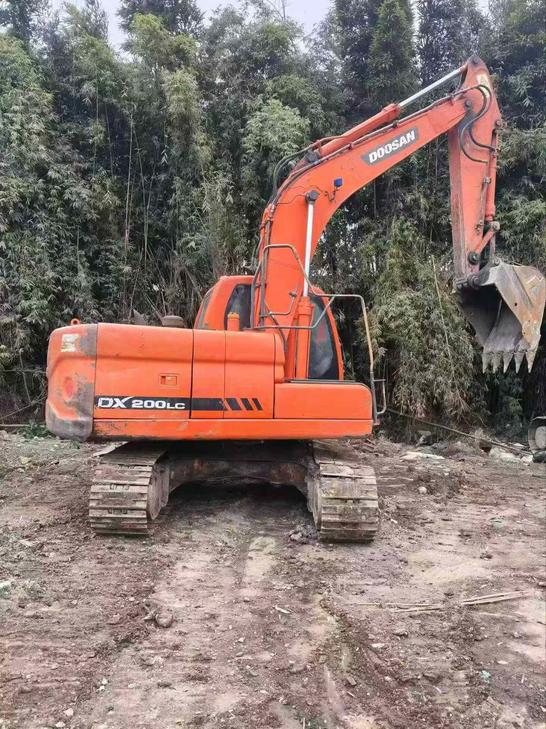 Buy Doosan DX120 Used Excavator / 1