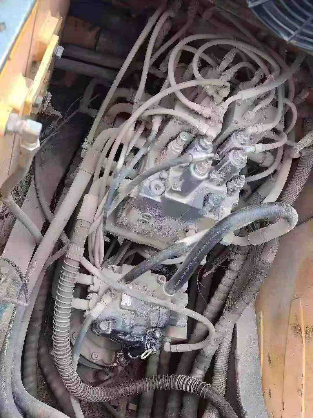 Buy Hyundai R150-7 Used Excavator / 2 Buy Hyundai R150-7 Used Excavator / 2