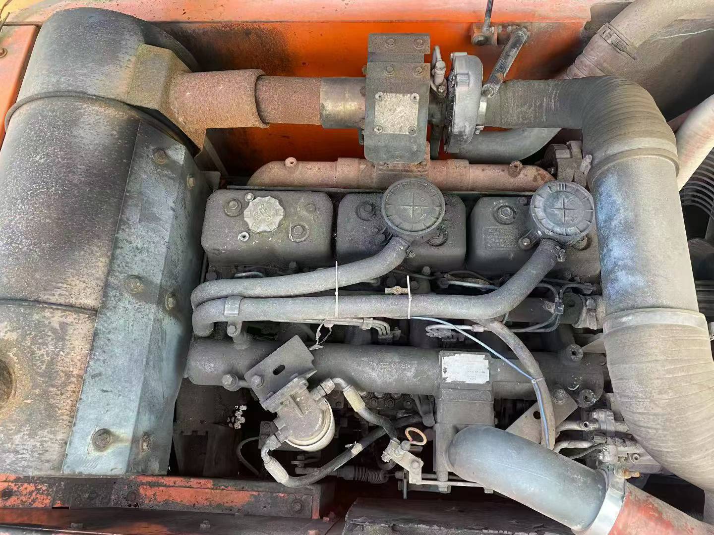 Buy Doosan DH215-7 Used Excavator / 6 Buy Doosan DH215-7 Used Excavator / 6