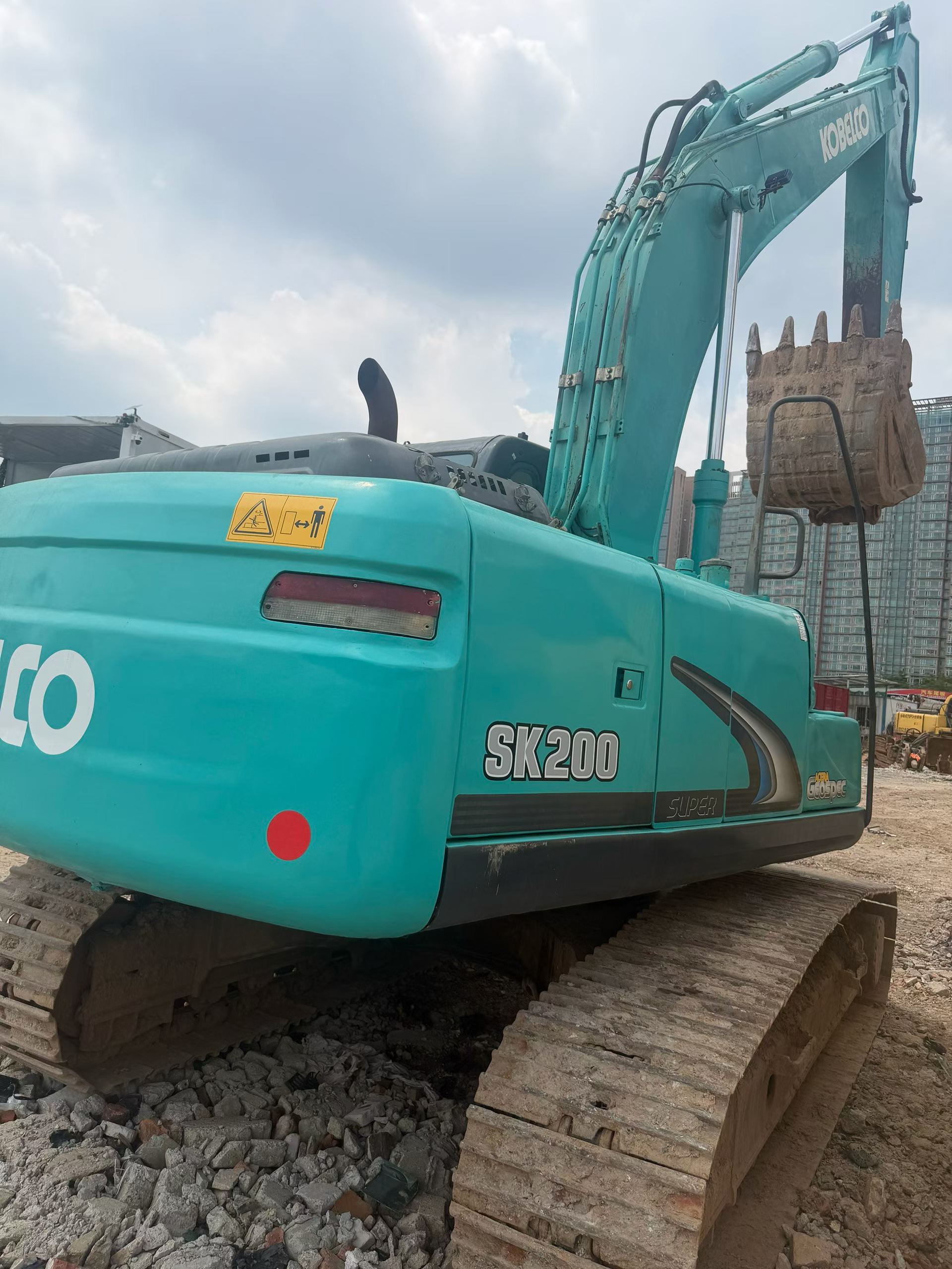 Buy Kobelco SK2008 Used Excavator / 6 Buy Kobelco SK2008 Used Excavator / 6
