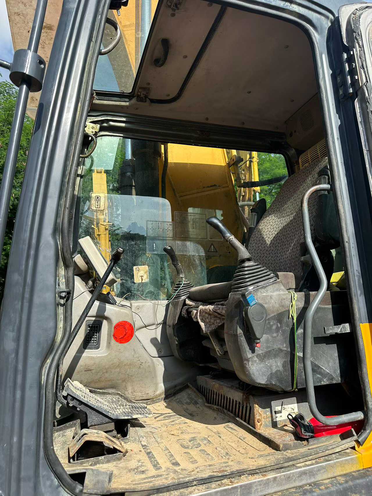 Buy Sany SY215C Used Excavator / 3