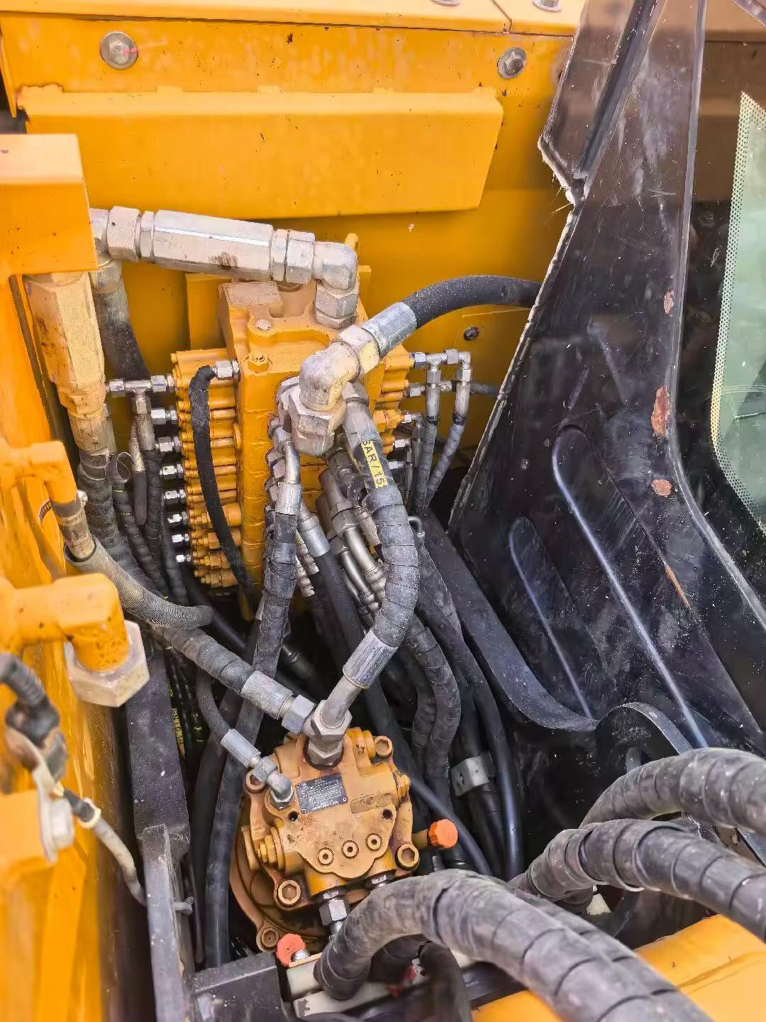 Buy Sany SY70C Used Excavator / 3