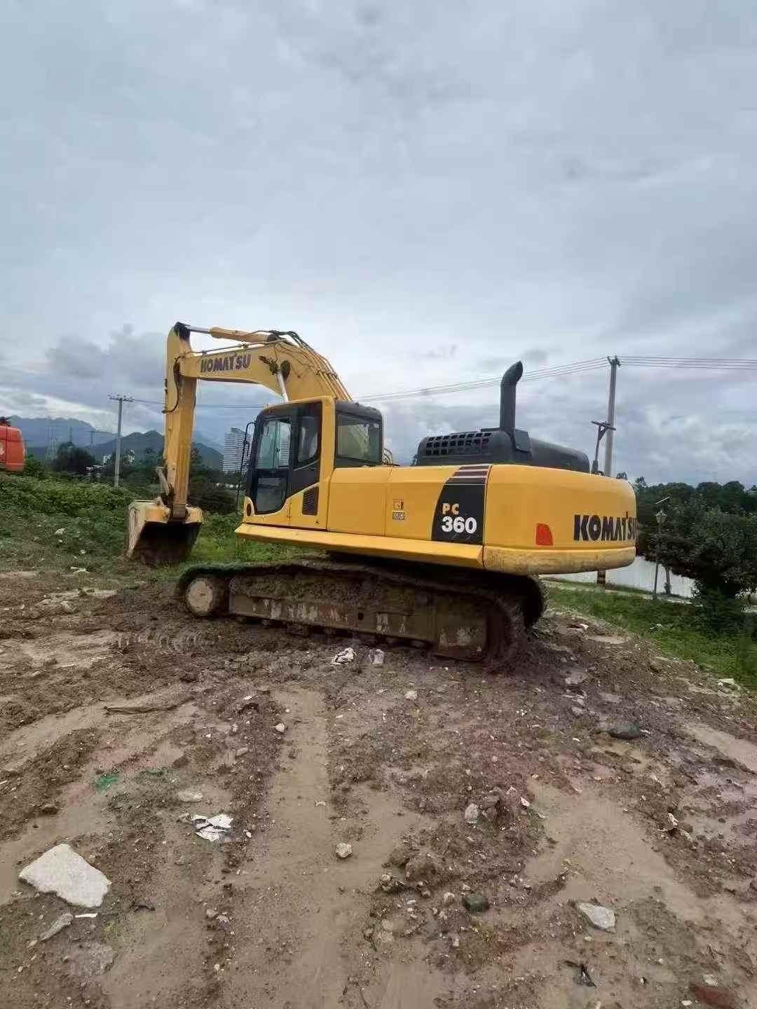 Buy Komatsu PC360-7 Used Excavator / 2 Buy Komatsu PC360-7 Used Excavator / 2