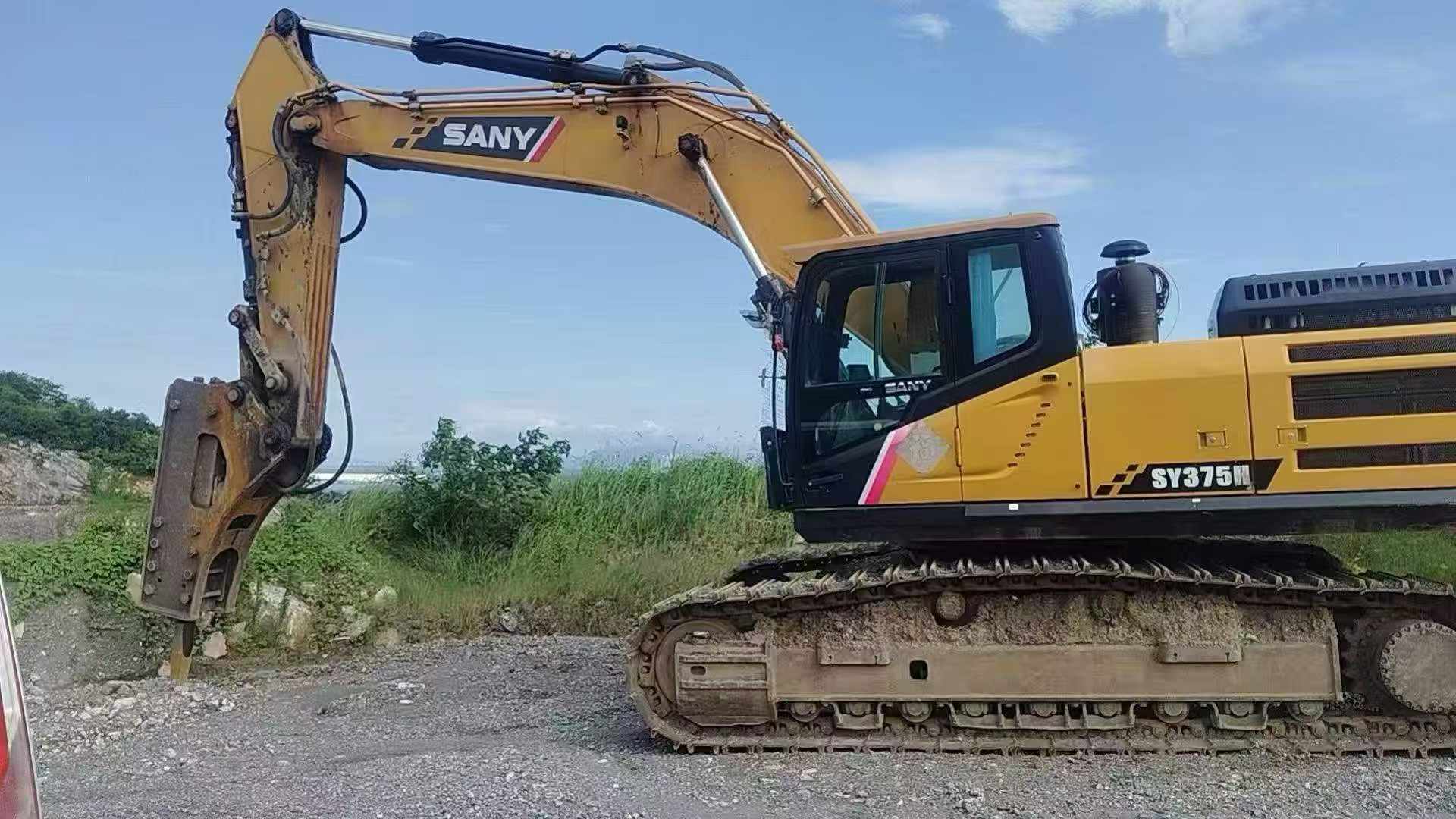 Buy Sany SY375H Used Excavator / 3 Buy Sany SY375H Used Excavator / 3