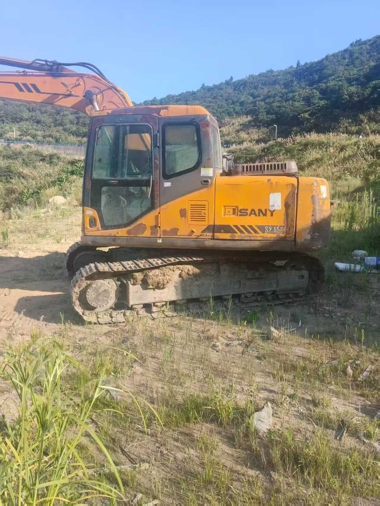 Buy Sany SY135 Used Excavator / 1