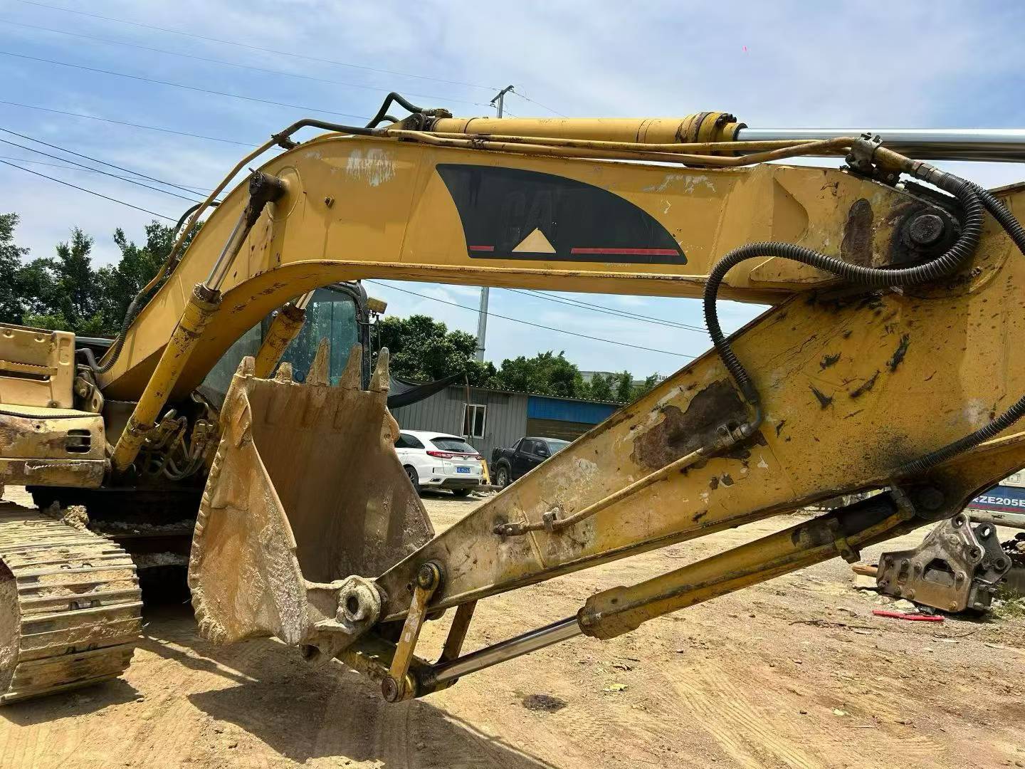 Buy Caterpillar 320C Used Excavator / 9 Buy Caterpillar 320C Used Excavator / 9