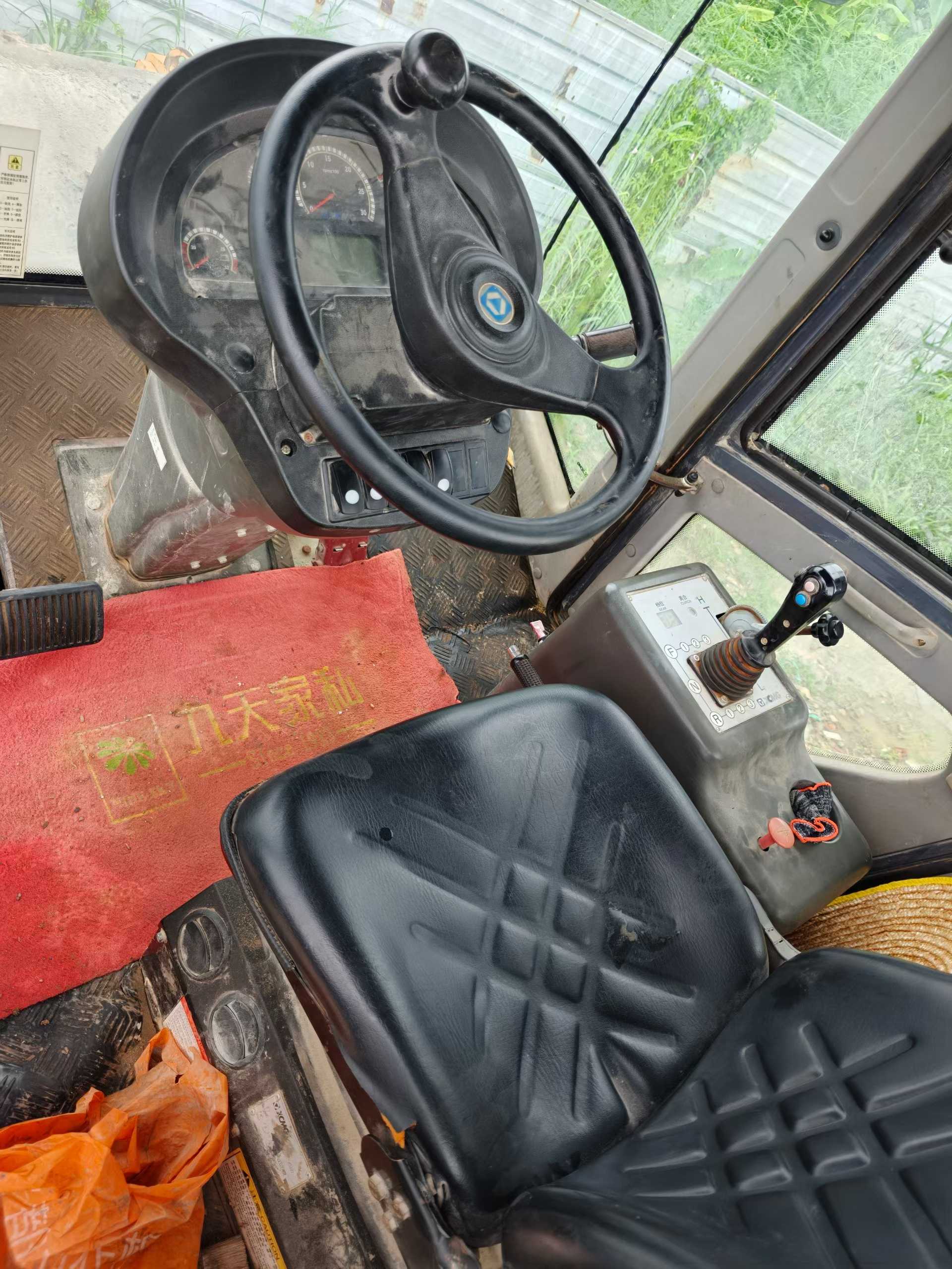 Buy XCMG Used Excavator / 3 Buy XCMG Used Excavator / 3