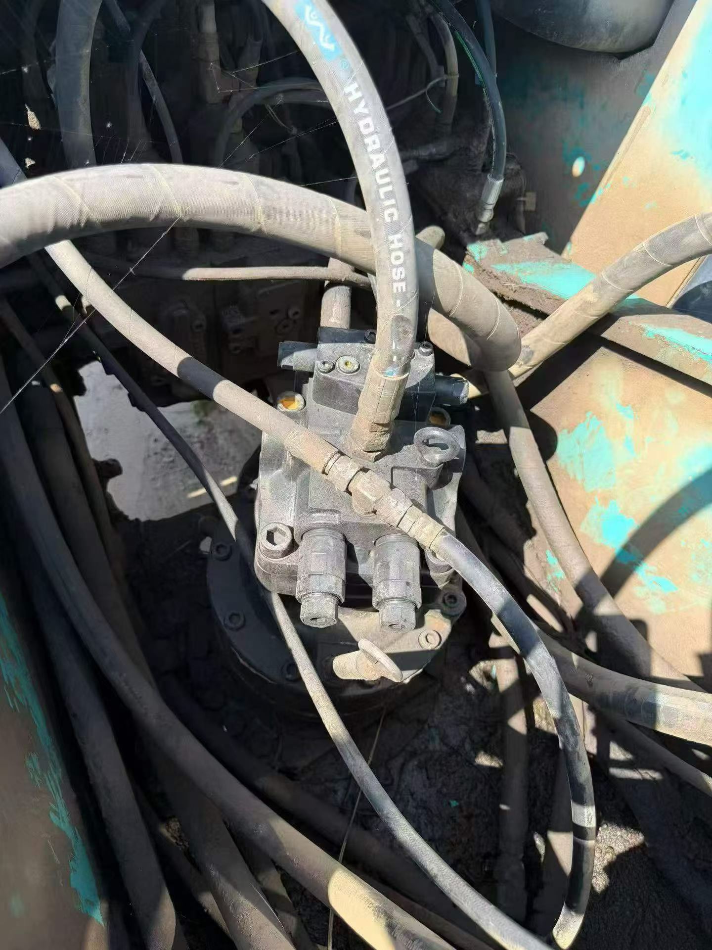 Buy Kobelco SK200-11 Used Excavator / 6 Buy Kobelco SK200-11 Used Excavator / 6