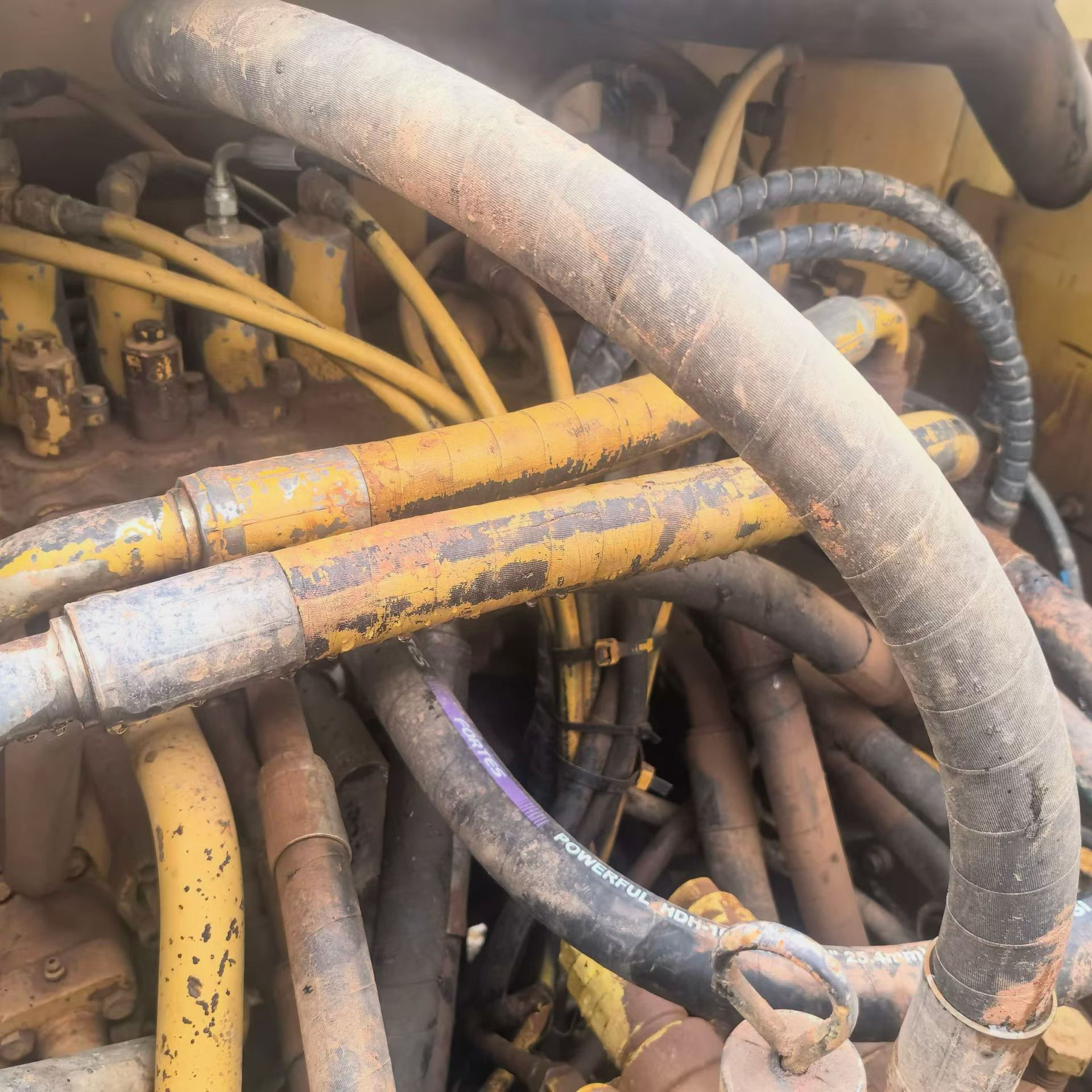 Buy Caterpillar 320C Used Excavator / 3 Buy Caterpillar 320C Used Excavator / 3