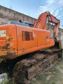Buy Hitachi EX230-6 Used Excavator / 3 Buy Hitachi EX230-6 Used Excavator / 3