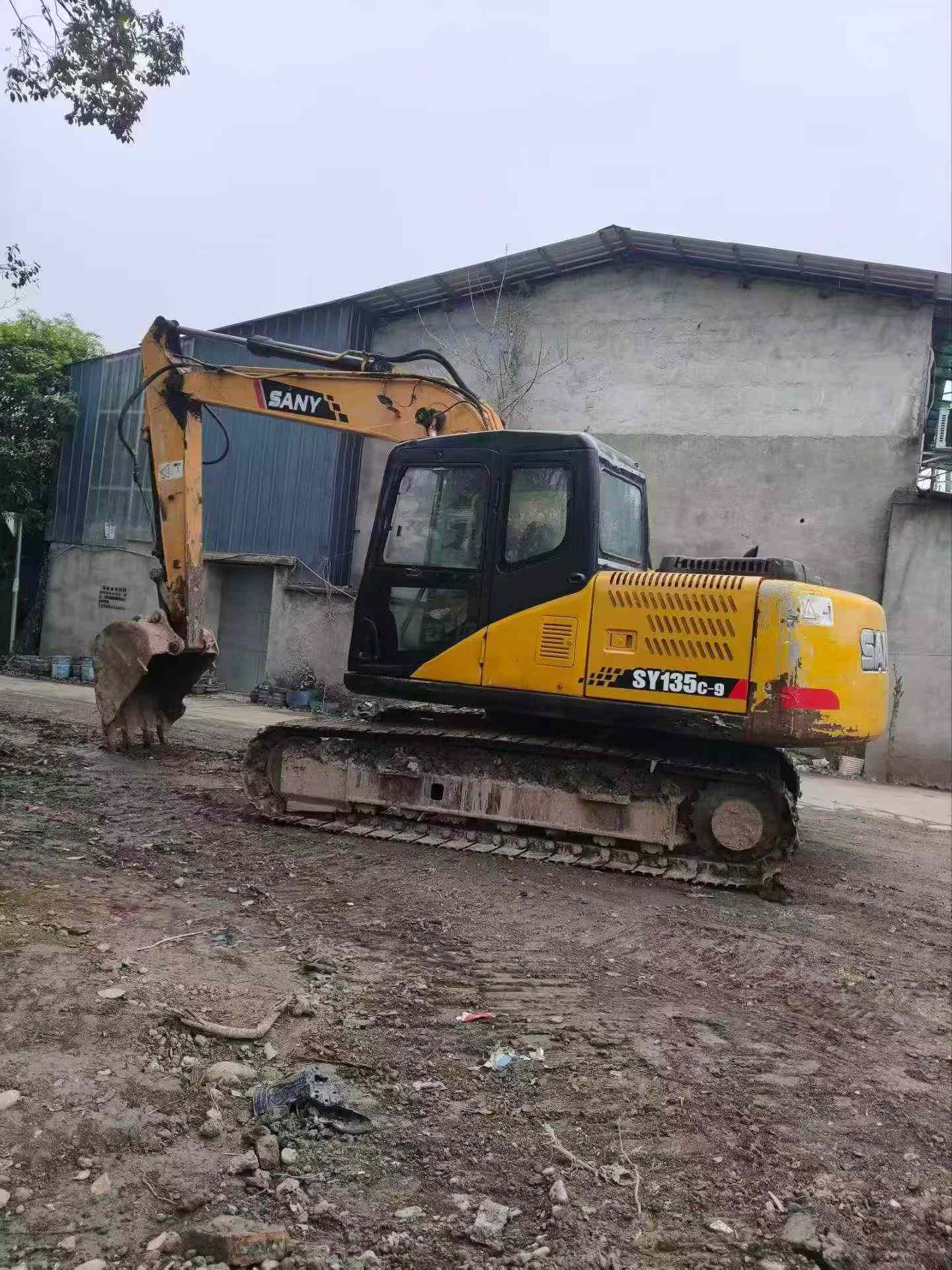 Buy Sany SY135 Used Excavator / 3 Buy Sany SY135 Used Excavator / 3