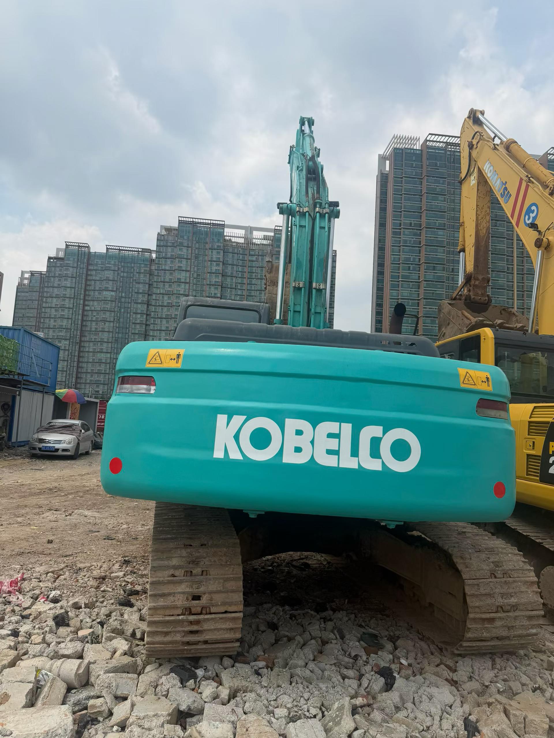 Buy Kobelco SK2008 Used Excavator / 3 Buy Kobelco SK2008 Used Excavator / 3