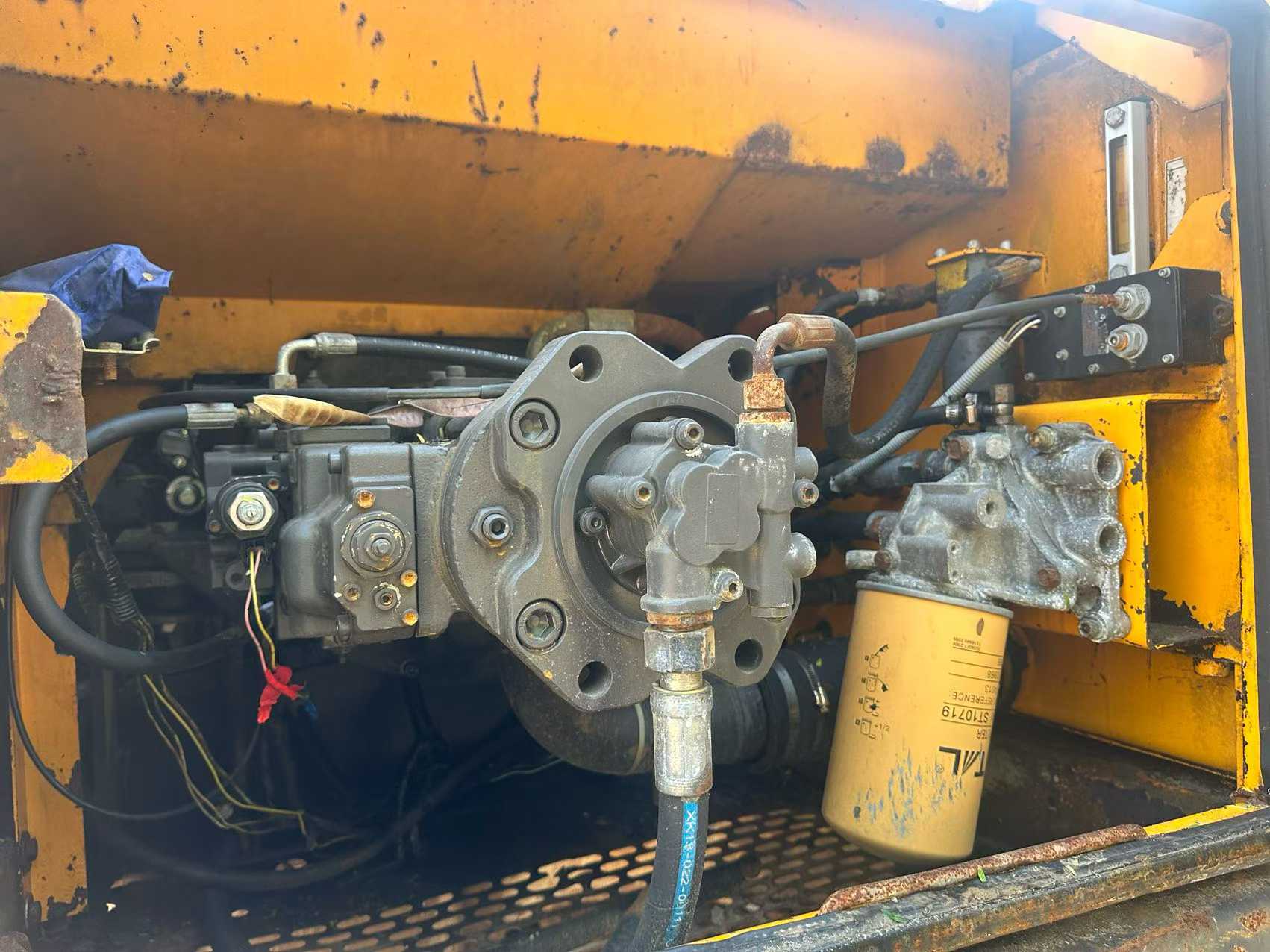 Buy Sany SY215C Used Excavator / 6