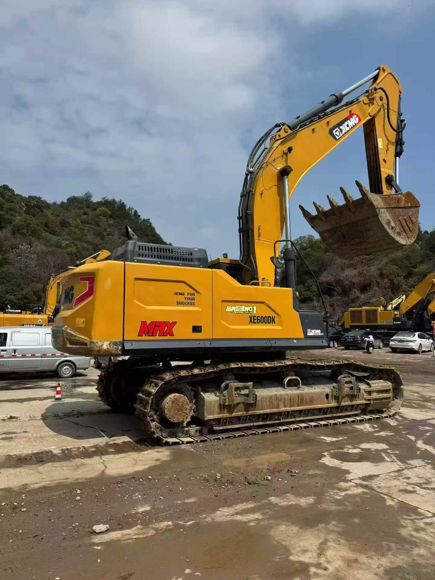 Buy XCMG LW600E Used Loader / 3 Buy XCMG LW600E Used Loader / 3