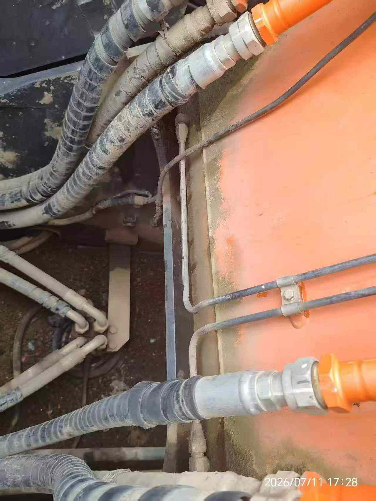 Buy Hitachi EX210 Used Excavator / 4 Buy Hitachi EX210 Used Excavator / 4
