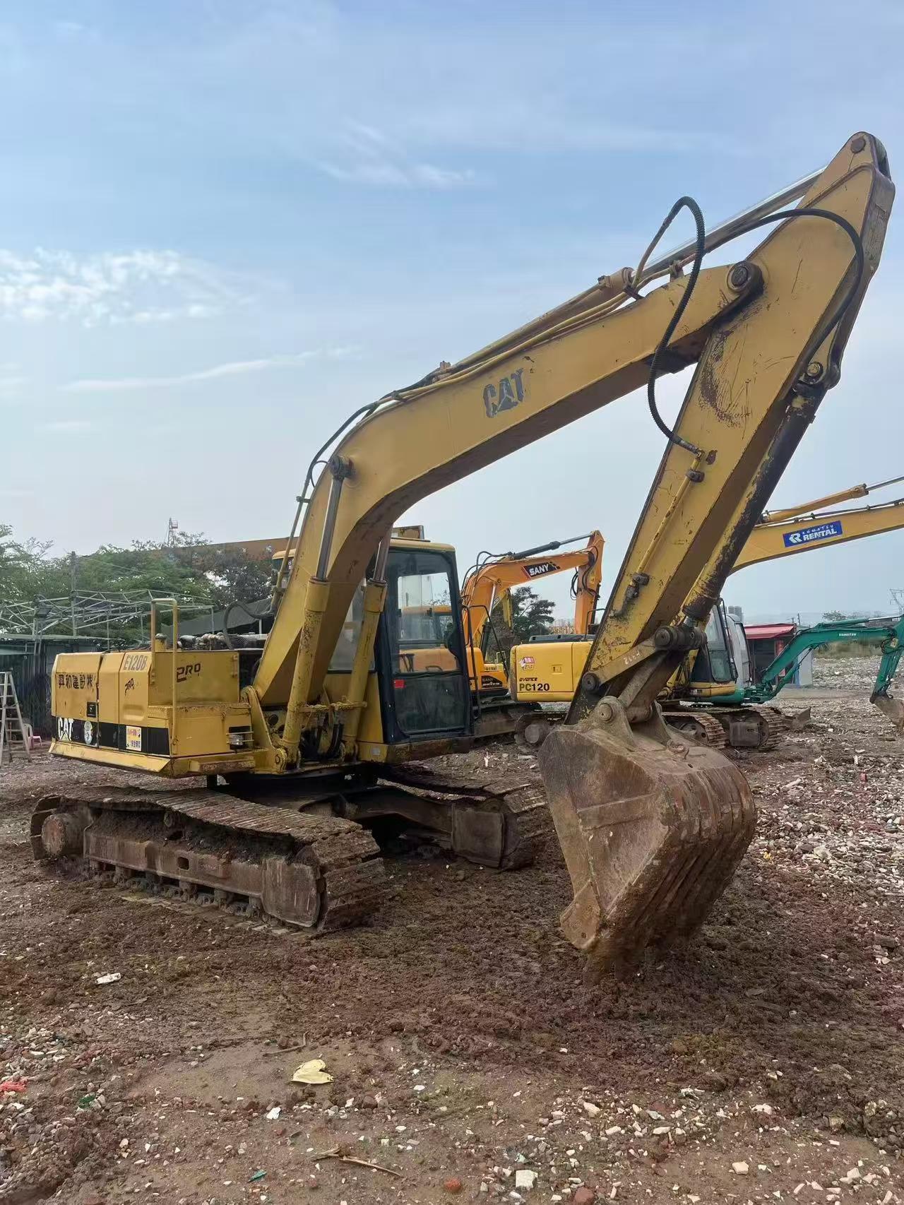 Buy Caterpillar E120B Used Excavator / 2
