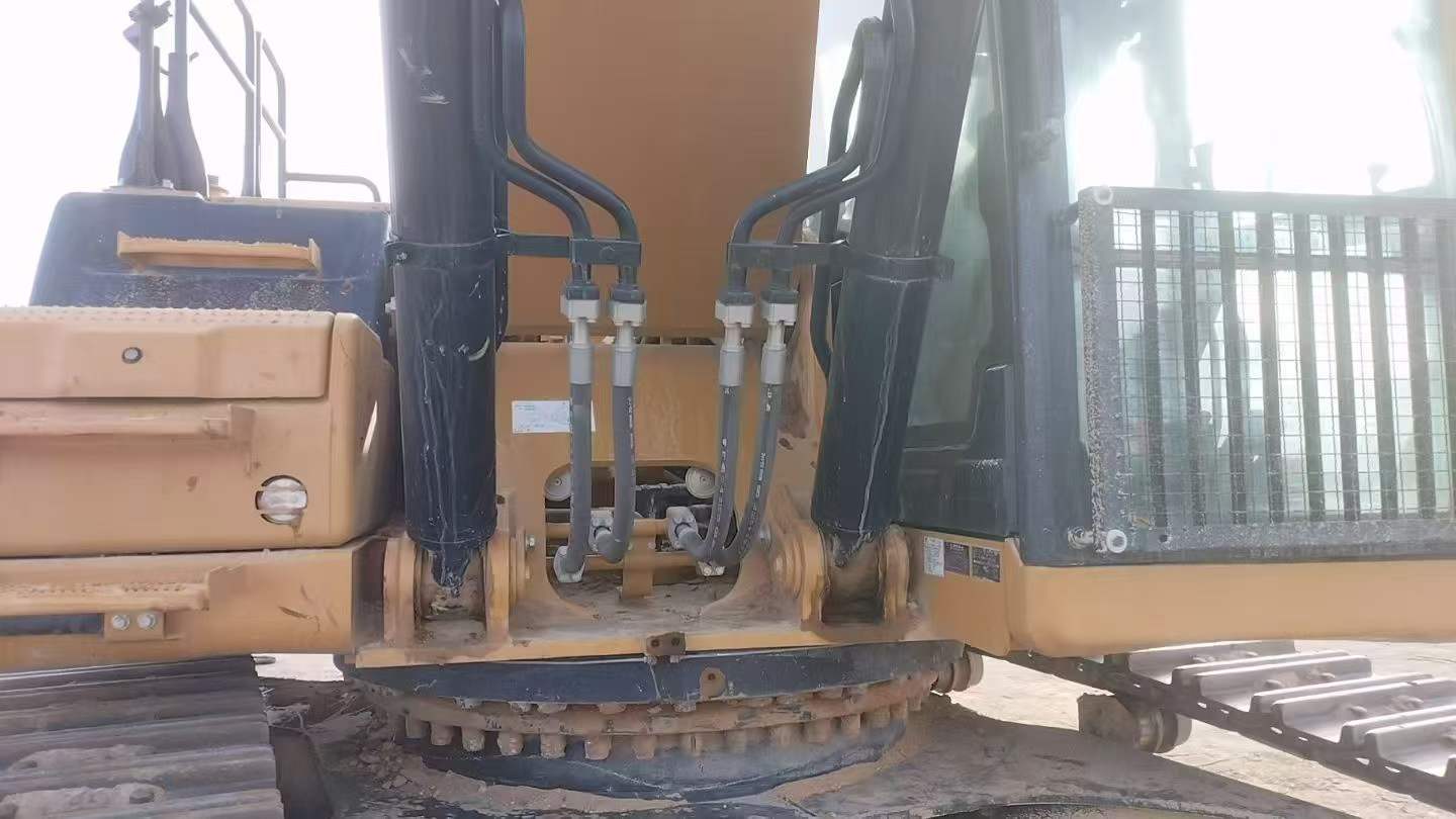 Buy Caterpillar 336E Used Excavator / 4