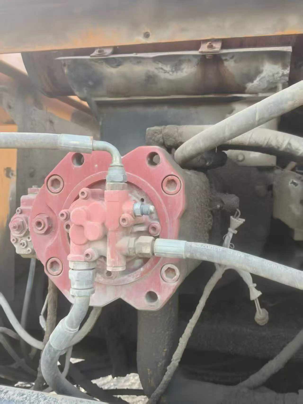 Buy Hyundai R335-7 Used Excavator / 5 Buy Hyundai R335-7 Used Excavator / 5