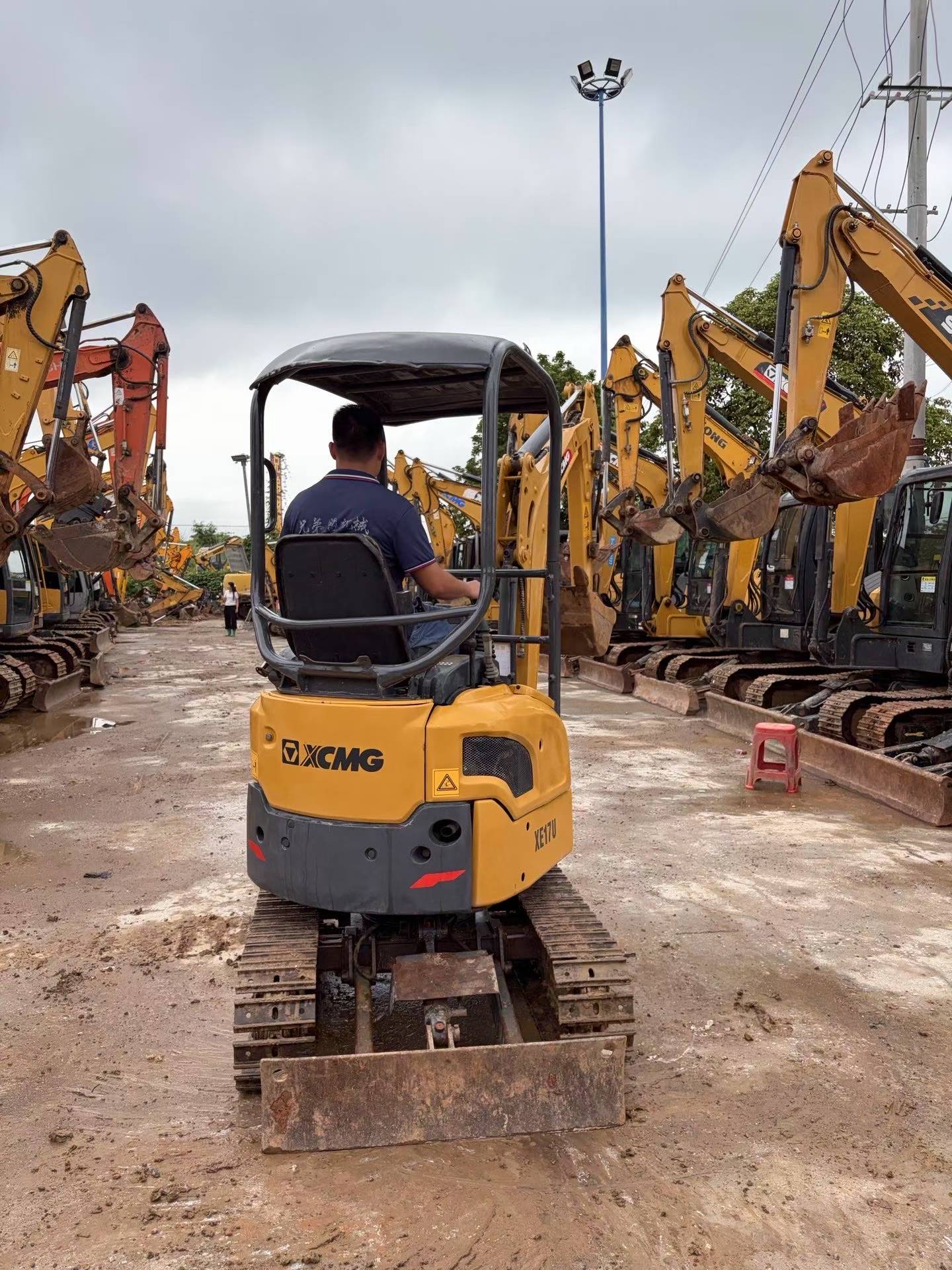 Buy XCMG Used Excavator / 4