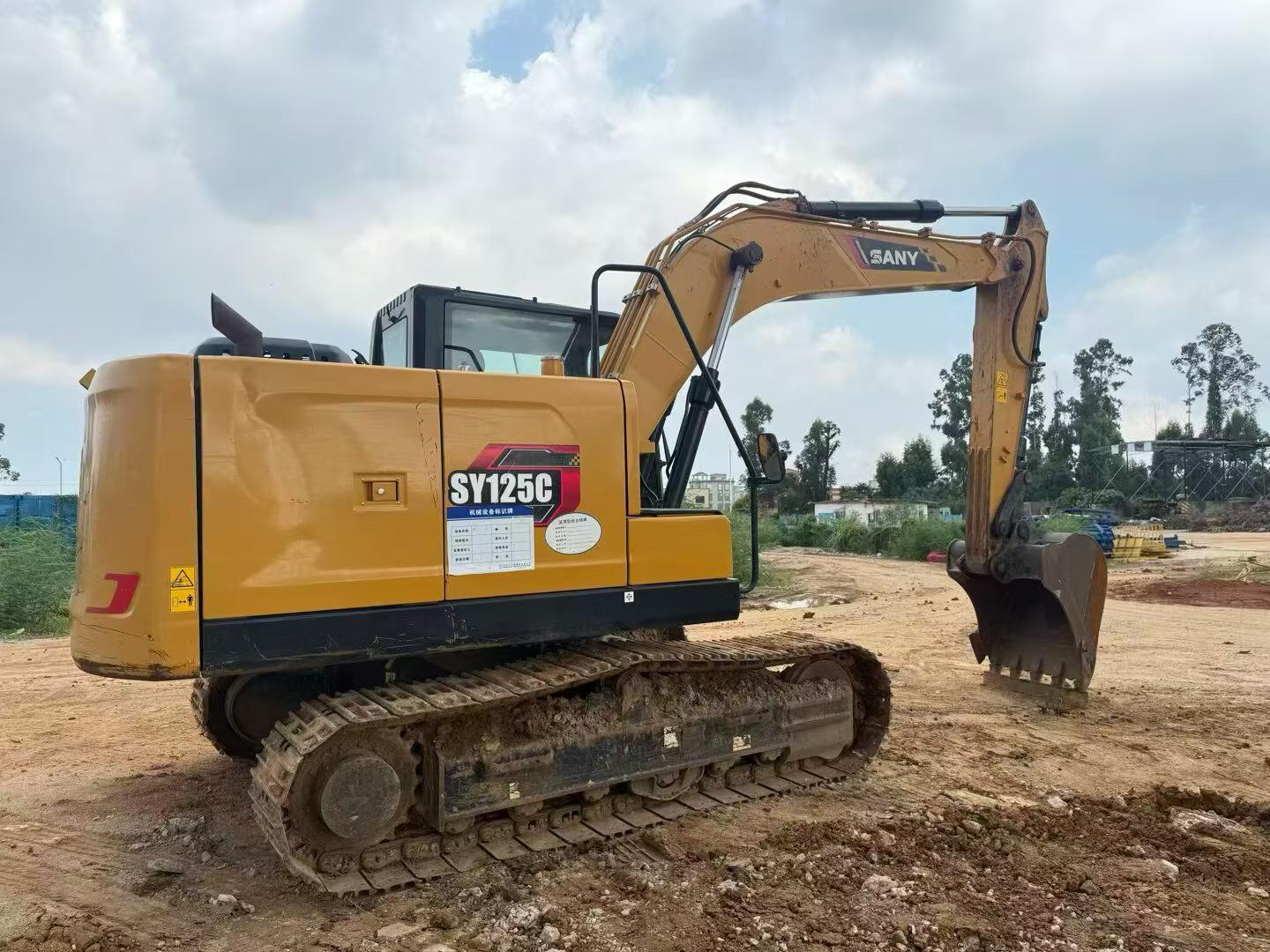 Compre Excavadora Sany SY125C Usada / 3 Compre Excavadora Sany SY125C Usada / 3