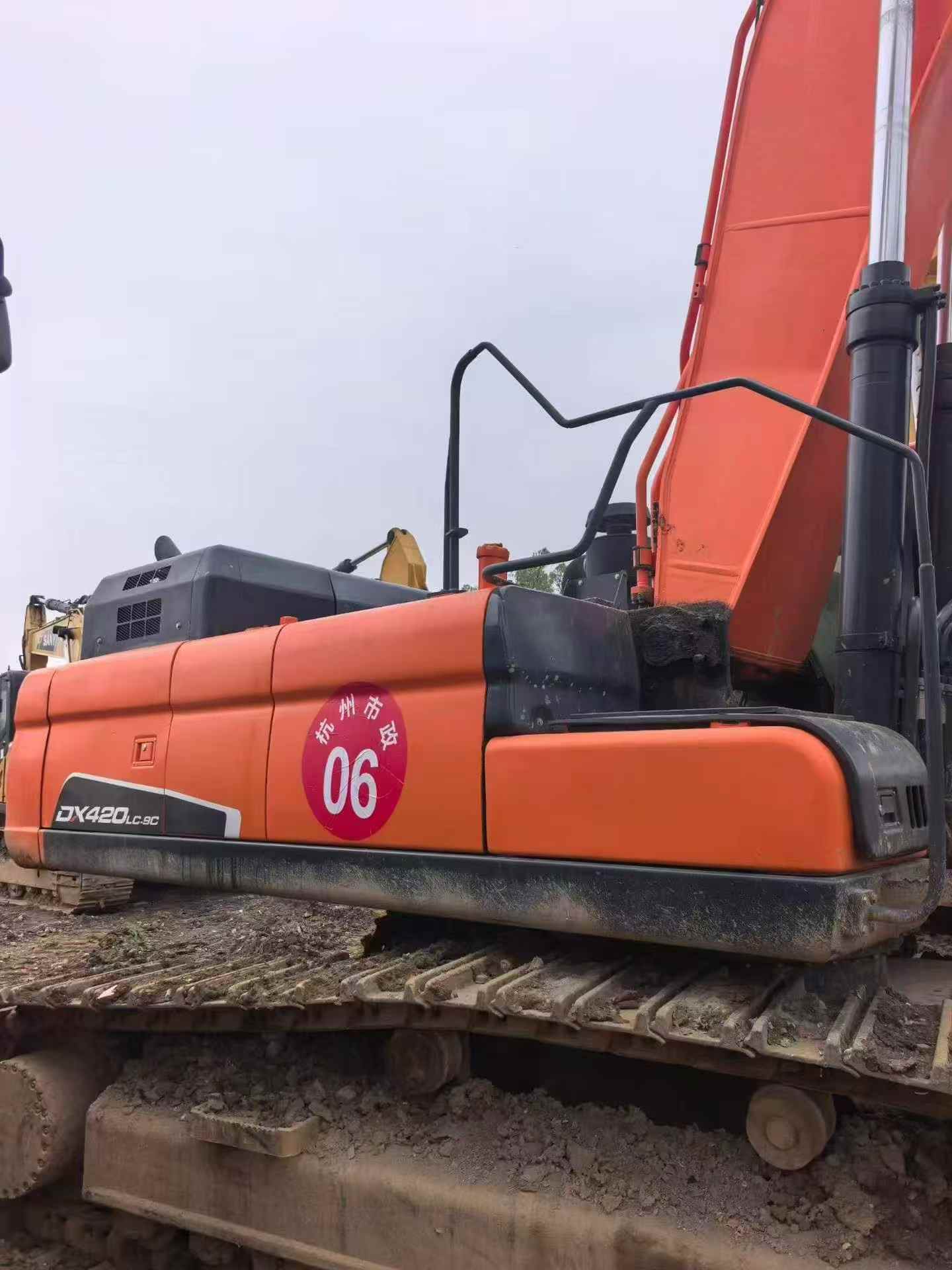 Buy Doosan DH420 Used Excavator / 8 Buy Doosan DH420 Used Excavator / 8