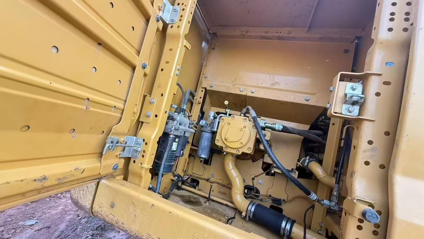 Buy Caterpillar 320A Used Excavator / 1