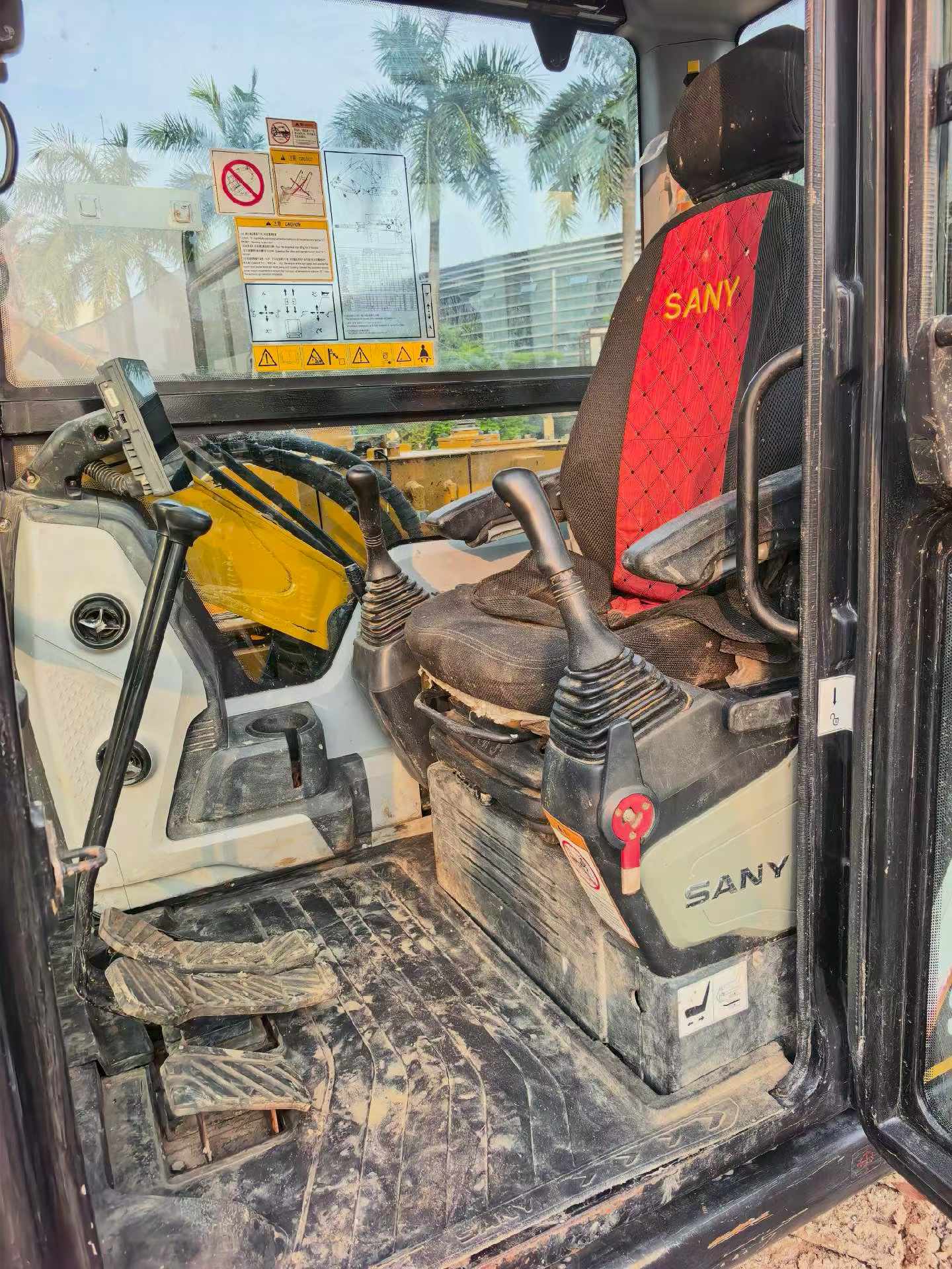 Buy Sany SY70C Used Excavator / 6