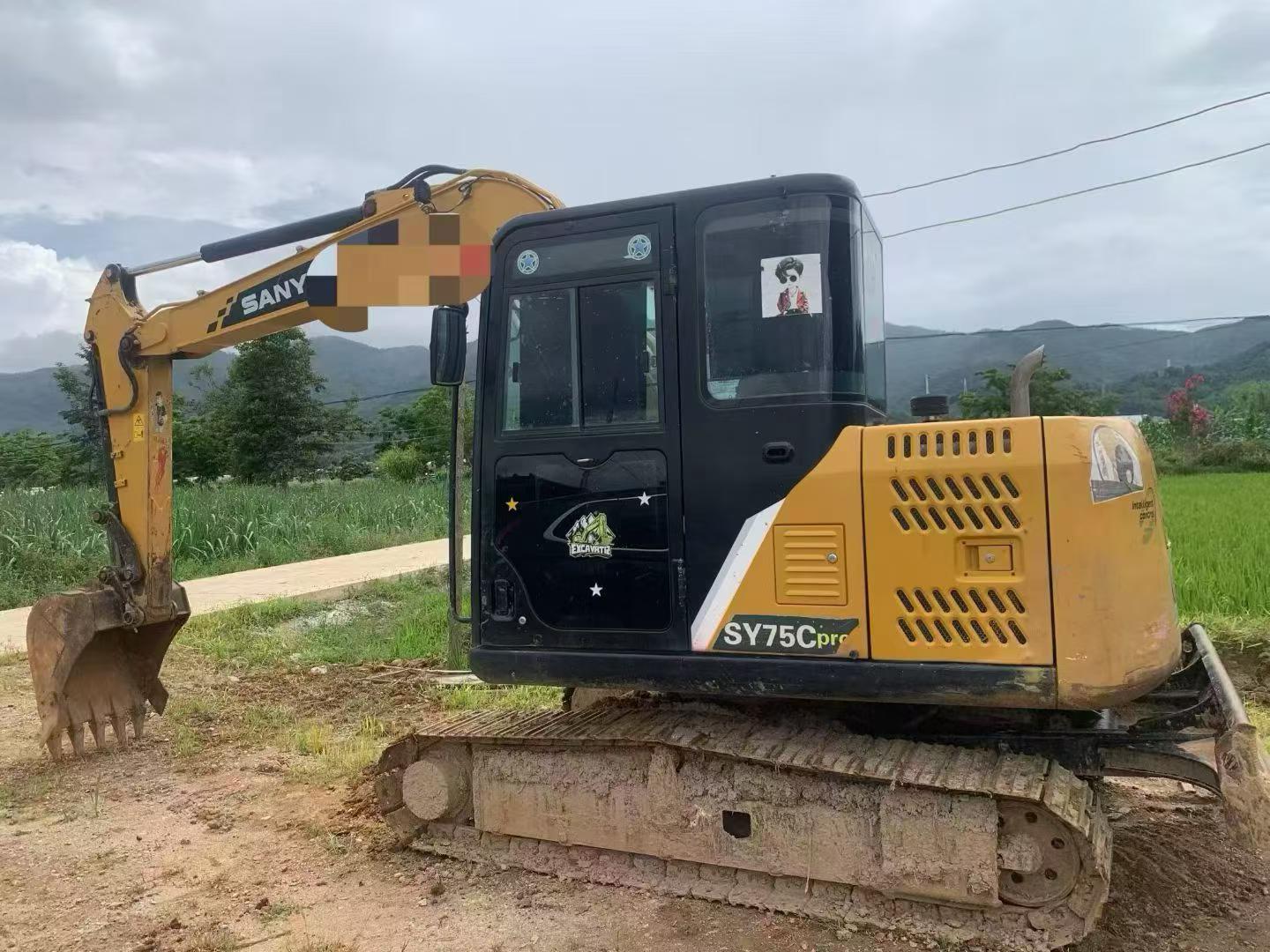 Buy Sany SY70C Used Excavator / 2 Buy Sany SY70C Used Excavator / 2