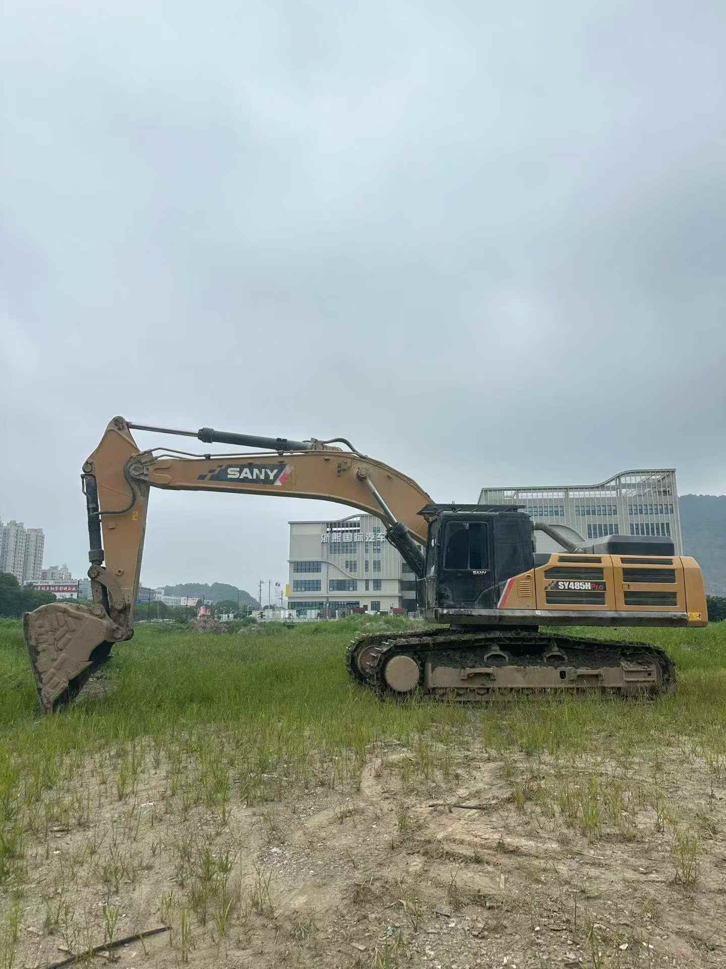 Buy Sany SY485C Used Excavator / 2 Buy Sany SY485C Used Excavator / 2