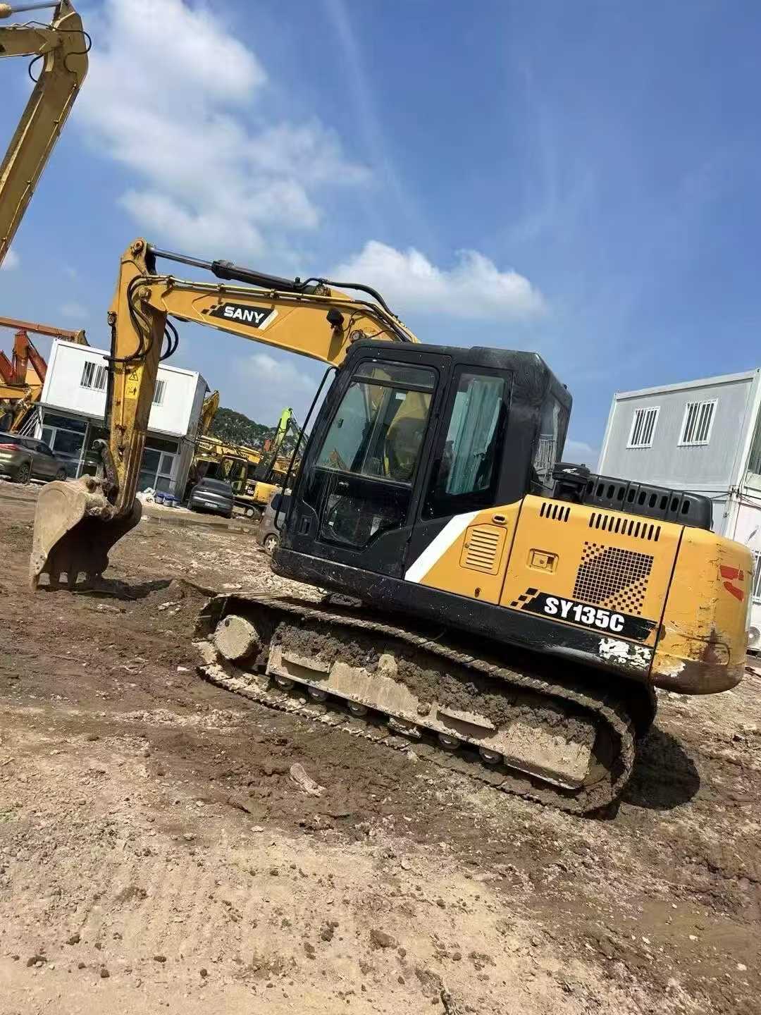 Buy Sany SY125C Used Excavator / 9 Buy Sany SY125C Used Excavator / 9